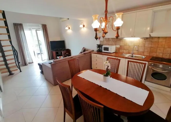 Apartment Marid - One Bedroom With Balcony *